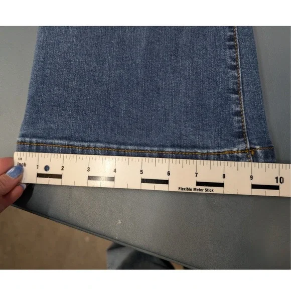 NWT Stetson High Rise Flare Jeans Womens 8 Reg Blue Denim Stretch 11-054-0921 - Picture 15 of 16